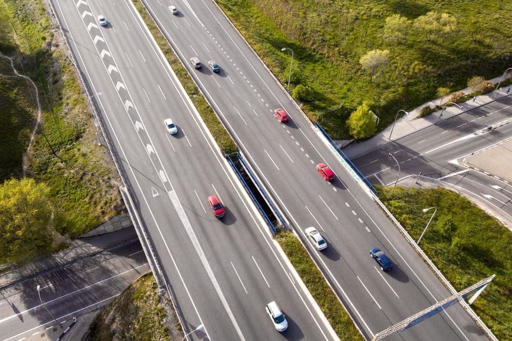 Principais desafios na construção de rodovias e ruas asfaltadas